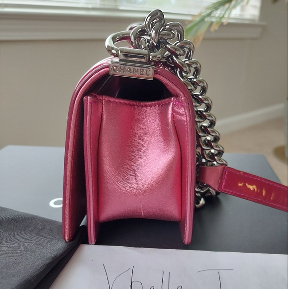 Chanel Patent Mettalic Pink Le Boy Small - Picture 5 of 16